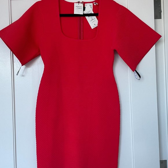 Herve Leger Paris Contour Corset Ribbed Knit Mini T-Shirt Body-con Dress in Red - Picture 5 of 7